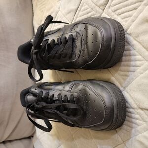 Nike Air For E 1  Black Athletic Shoes for Women Size 7